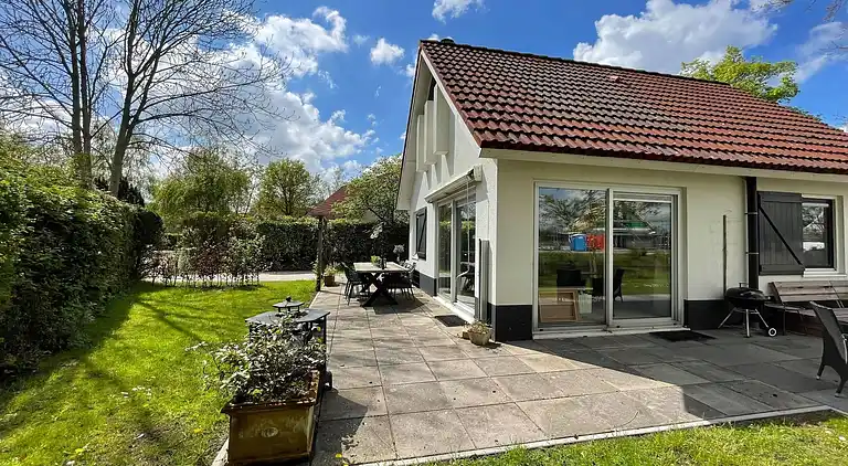 Semesterbostad i Sint Nicolaasga