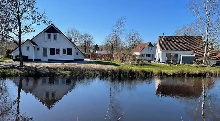 Semesterbostad i Sint Nicolaasga