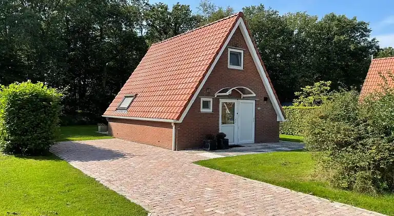 Holiday home in Sint Nicolaasga