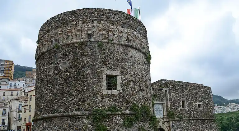 Semesterbostad i Pizzo