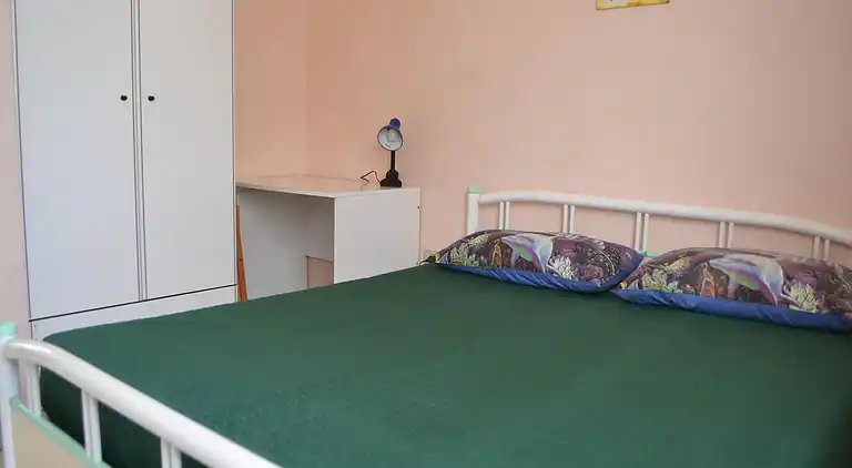 Ferienhaus mit Grill und Parkplatz und ganz in der Nähe des