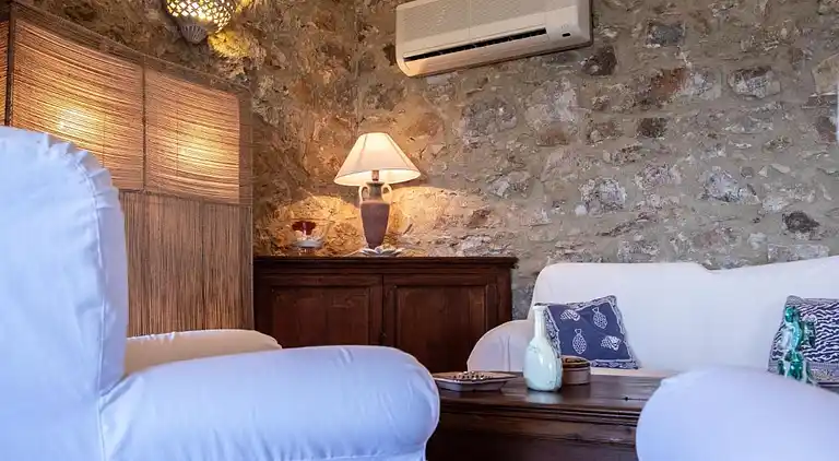 Privatpool der Villa Cefalù