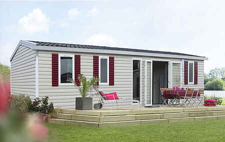Mobile home with 3 bedrooms 2 bathrooms at Domaine de Dugny