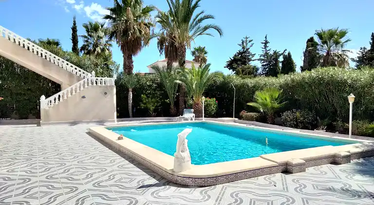 Haus mit Privaten Pool in La Siesta