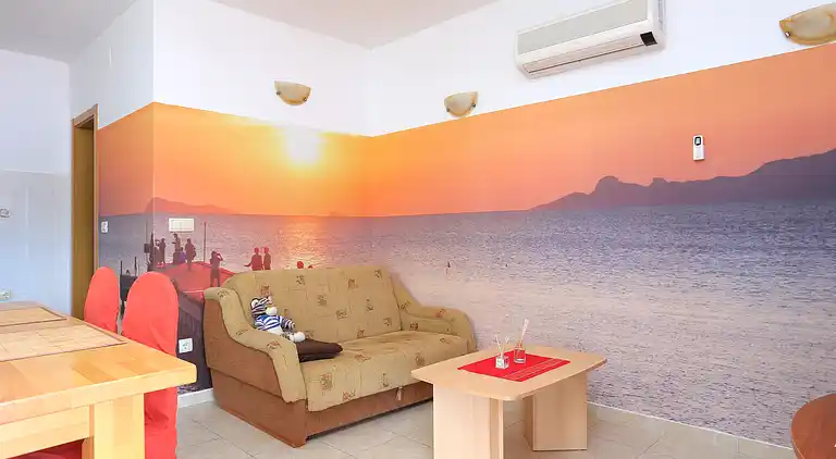 Two bedroom apartment near beach Seget Vranjica, Trogir