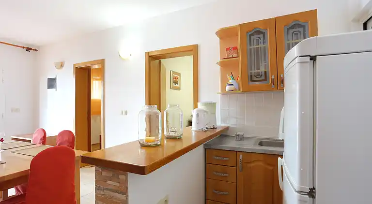 Two bedroom apartment near beach Seget Vranjica, Trogir