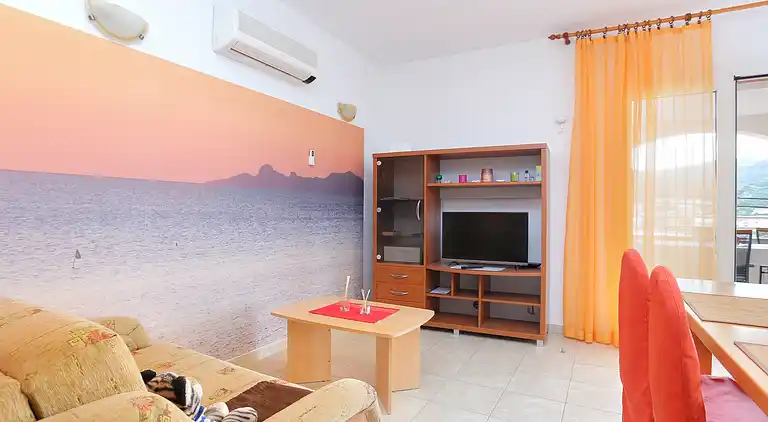 Two bedroom apartment near beach Seget Vranjica, Trogir