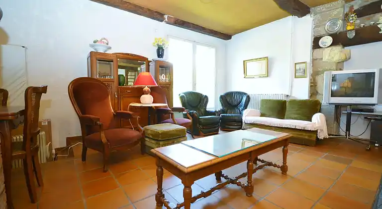 Holiday home in Bésayes