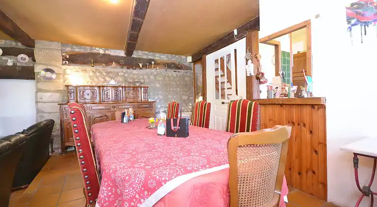 Holiday home in Bésayes