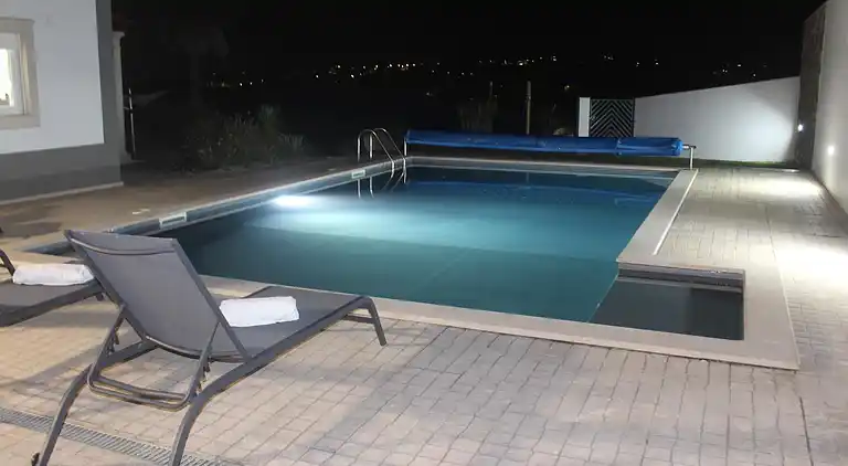 Villa i Salir de Matos