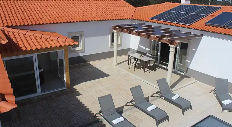 Villa i Salir de Matos