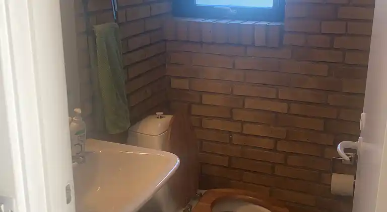 Schönes Ferienhaus auf großem Strandgrundstück