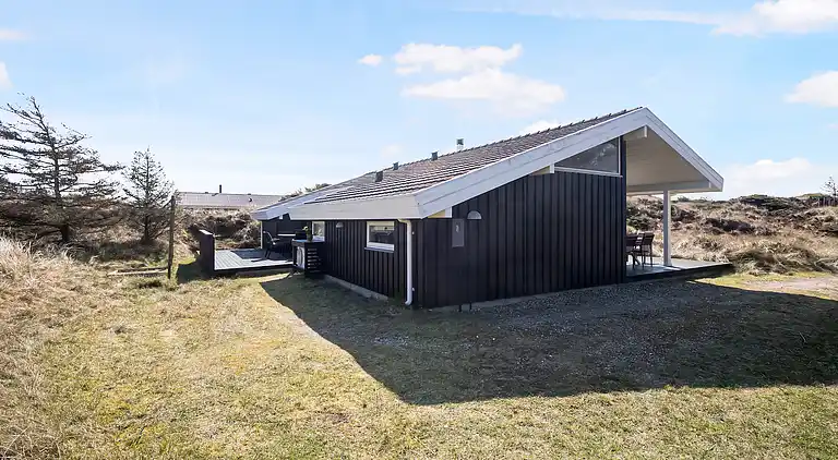 Sommerhus med havutsikt i sanddynene