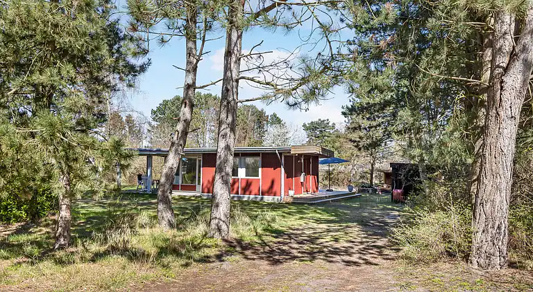 Familievenligt sommerhus tæt på vandet