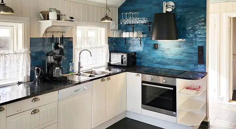 Holiday home in Algrøyna