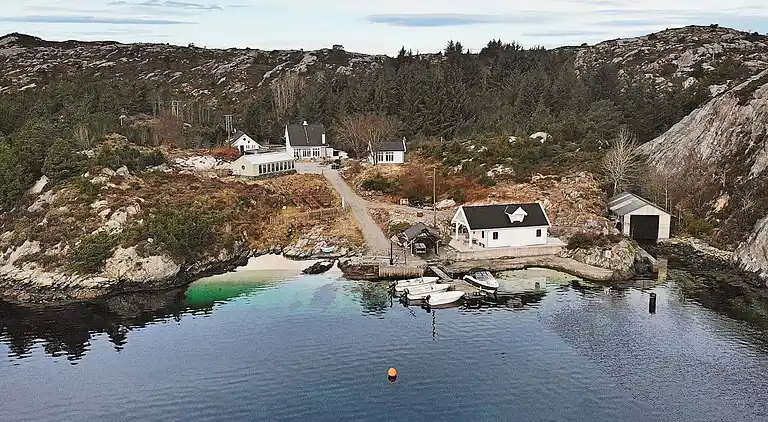 Holiday home in Algrøyna