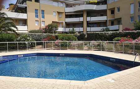 Apartamento en el último piso tranquilo agradable piscina
