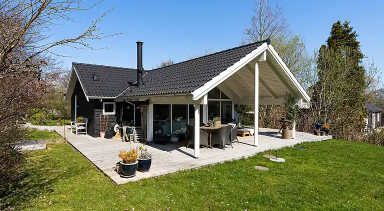 Ferienhaus in fußläufiger Entfernung zum Wasser
