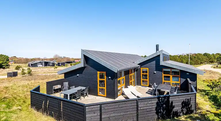 Sommerhus ved Rindby Strand