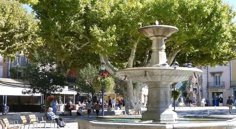 Holiday home in Roaix