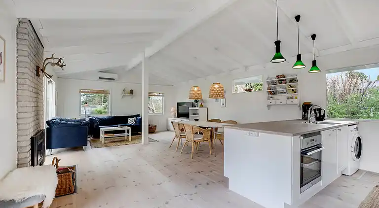 Renoviertes Sommerhaus am Wasser und in der Stadt