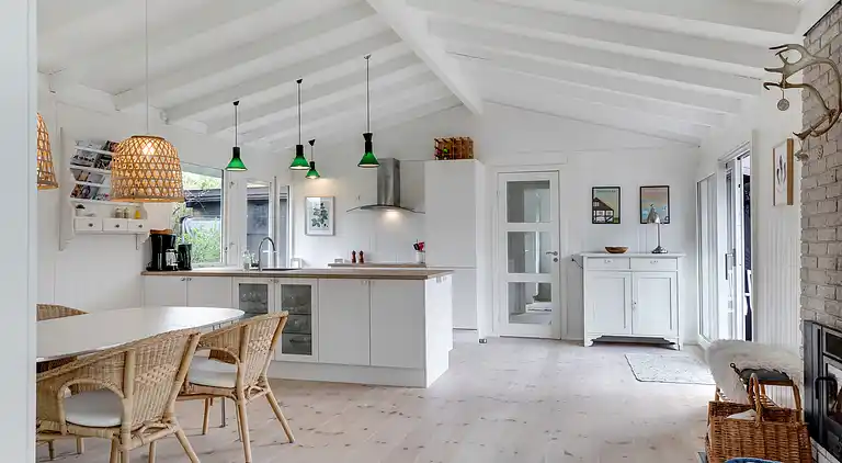 Renoviertes Sommerhaus am Wasser und in der Stadt