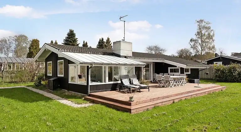 Renoviertes Sommerhaus am Wasser und in der Stadt