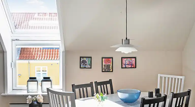 Ferielejlighed med pool på Bornholm