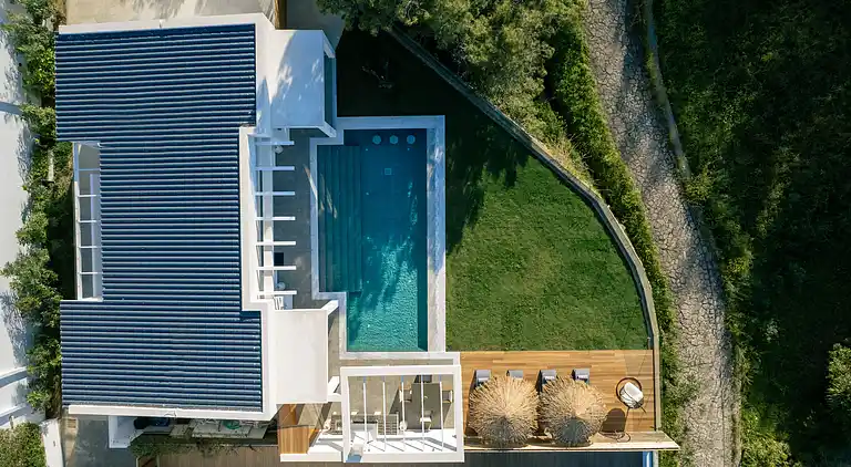 Cavo Mare Mirazur Luxury Retreat