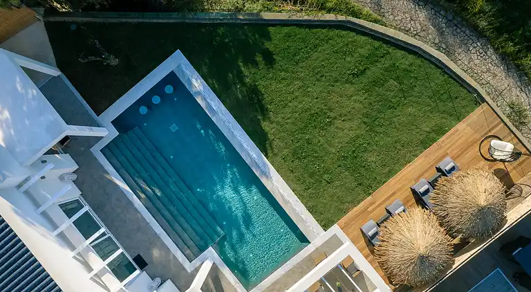 Cavo Mare Mirazur Luxury Retreat