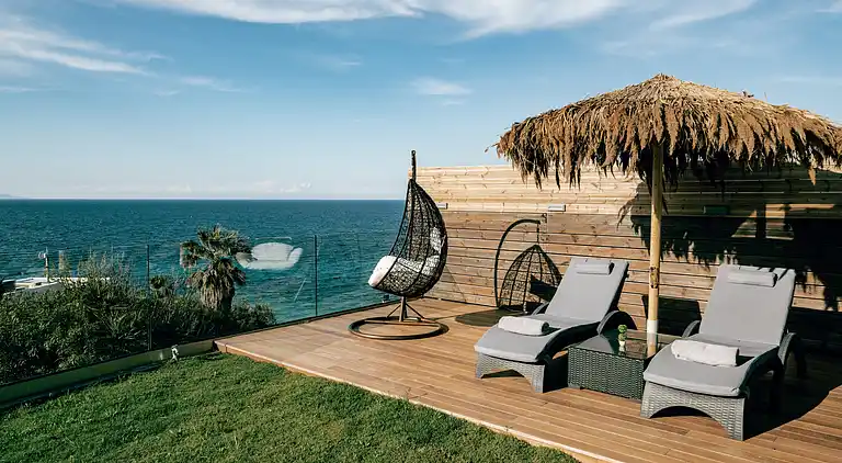 Cavo Mare Mirazur Luxury Retreat