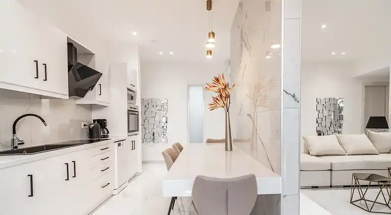 Cavo Mare Mirazur Luxury Retreat