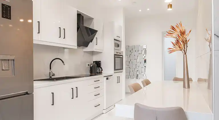 Cavo Mare Mirazur Luxury Retreat