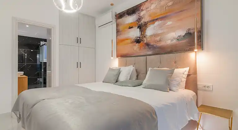 Cavo Mare Mirazur Luxury Retreat