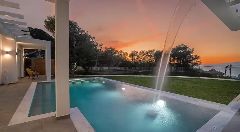 Cavo Mare Mirazur Luxury Retreat