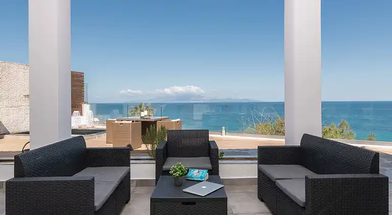 Luxury Villa Cavo Mare Meltemi with private pool & jacuzzi