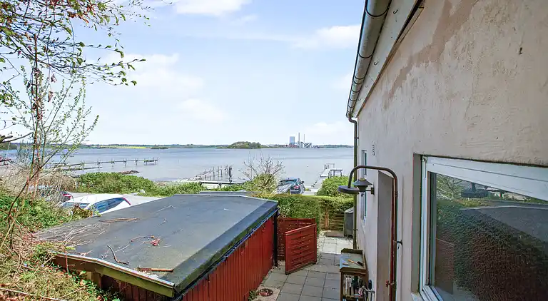 Eksklusiv beliggenhet i vannkanten