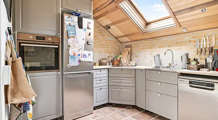 Skønt sommerhus i naturlige omgivelser tæt på hav