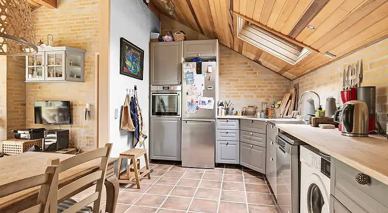 Skønt sommerhus i naturlige omgivelser tæt på hav