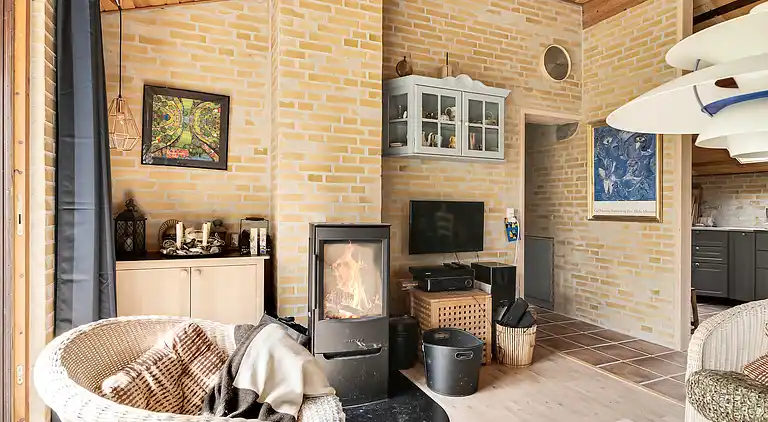 Skønt sommerhus i naturlige omgivelser tæt på hav