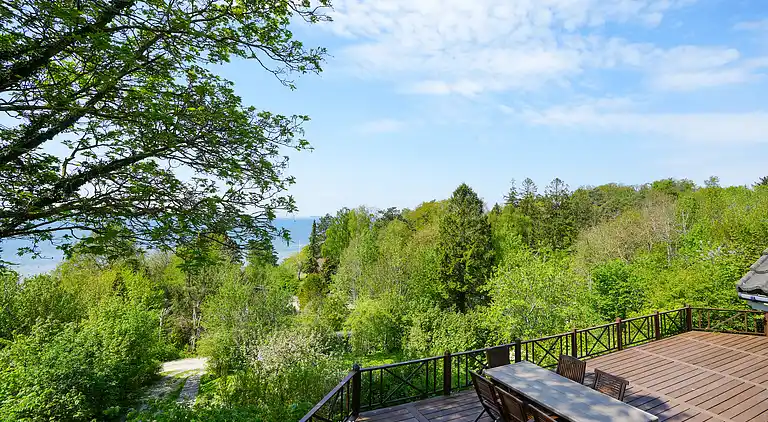 Feriehus med nydelig utsikt over fjorden