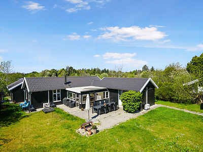 Tofteager 8, Udsholt Strand