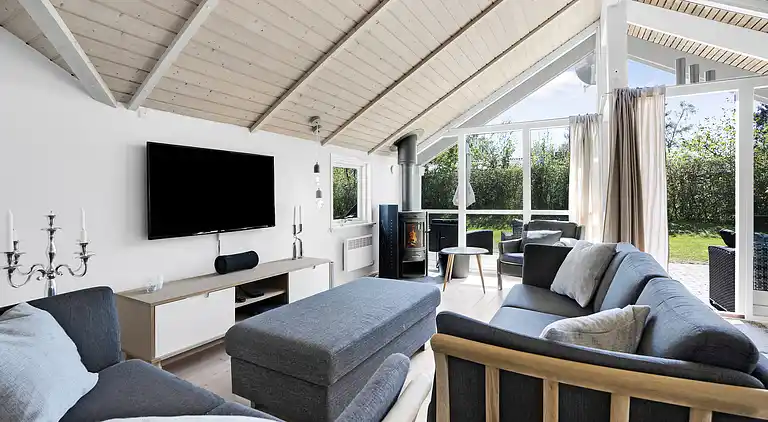 Lyst og indbydende sommerhus i Nordsjælland