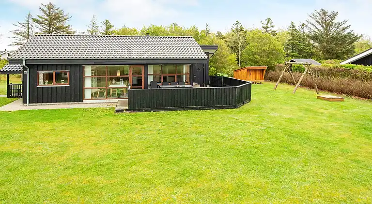 Sommerhus ved Skaven Strand