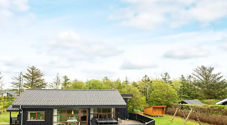 Sommerhus ved Skaven Strand