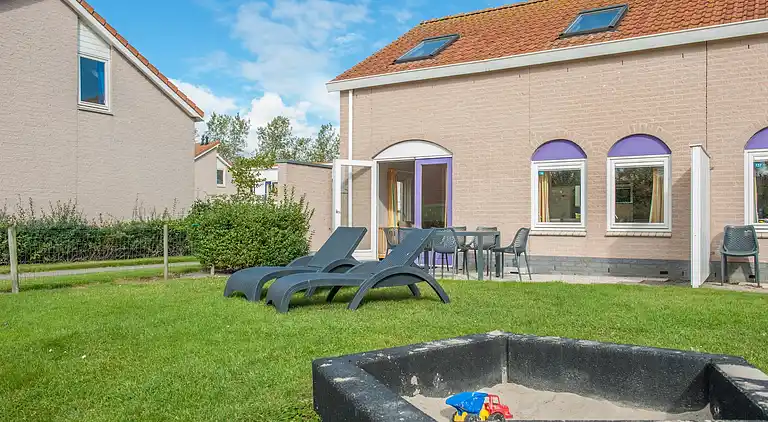 Bungalow in Renesse