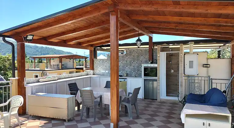 Two-bedroom apartment 14F