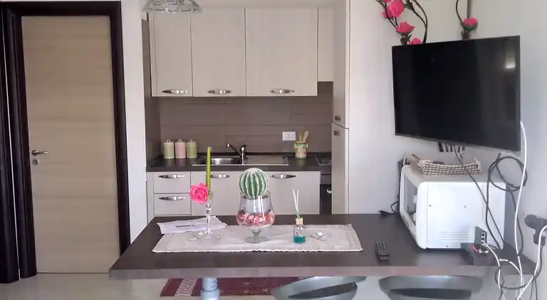 Two-bedroom apartment 14F