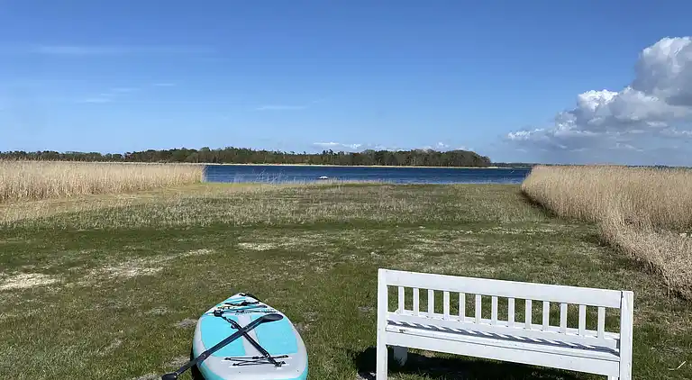 Einsig artiges Landhaus am Wasser