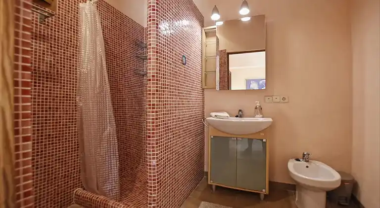 Semesterbostad i Búger